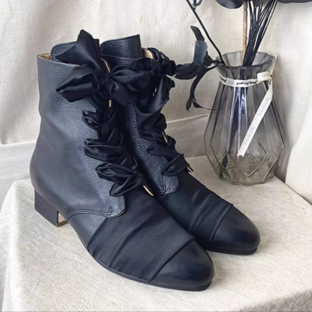 women shoes Lace Up Boots
